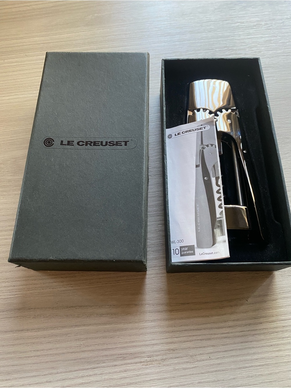 Le Creuset wine opener Never used